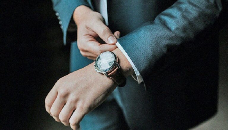 Watches: Showcase Yourself With a Quality Watch