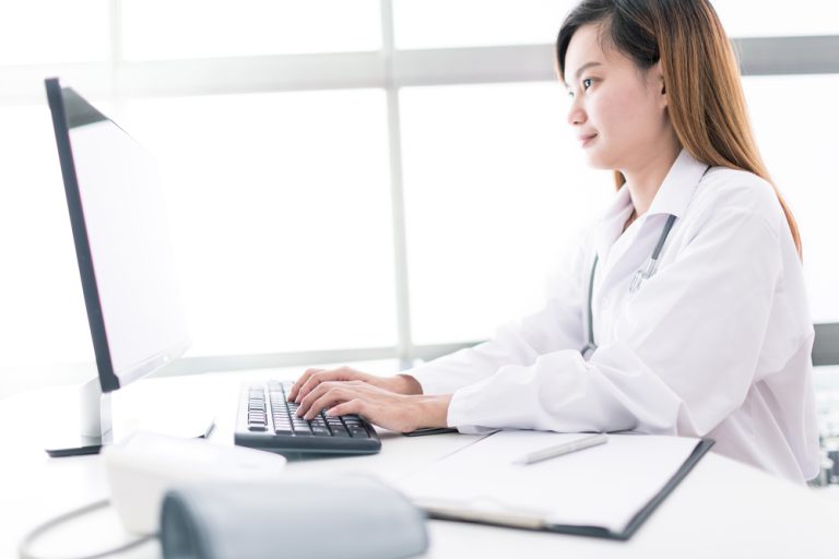 How do doctors assess the need for specialist referral online?
